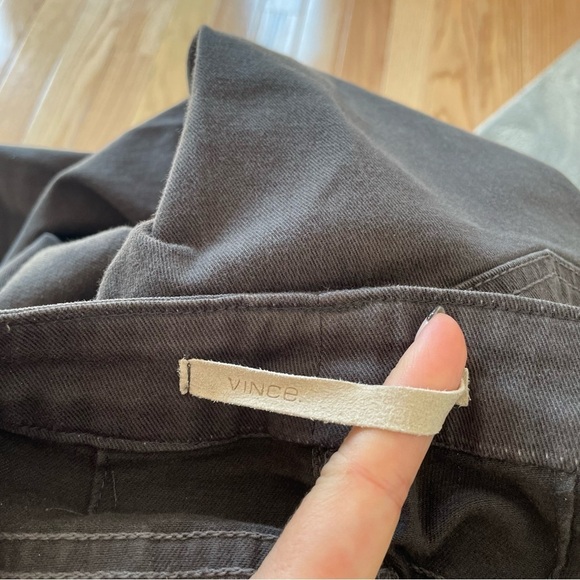 Vince Fatigue Gray Stretch Denim Cropped Baby Bell Jeans Size 30 DV051-2195 EUC - Picture 4 of 9